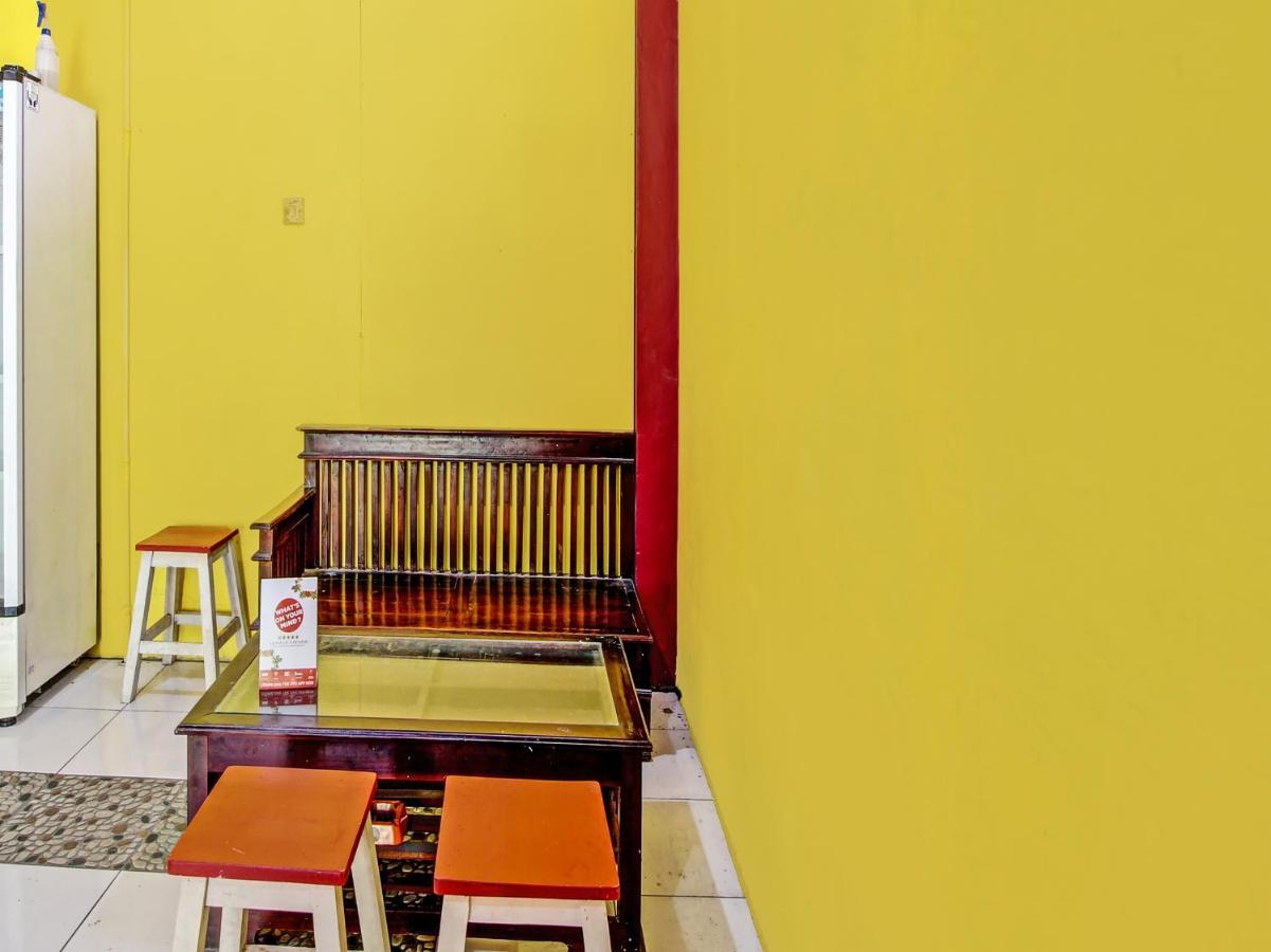 Capital O 91690 Moza Guest House Klaten Dış mekan fotoğraf