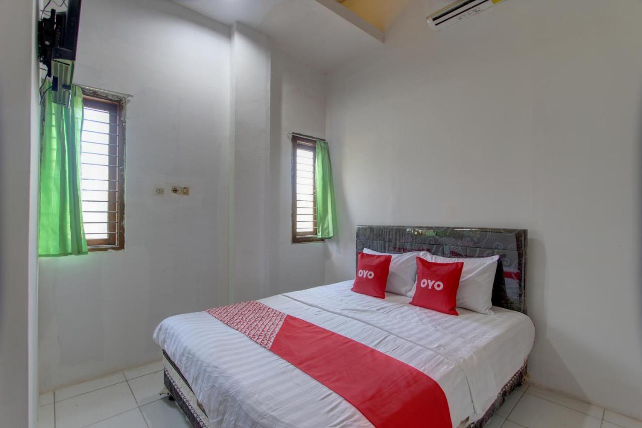 Capital O 91690 Moza Guest House Klaten Dış mekan fotoğraf
