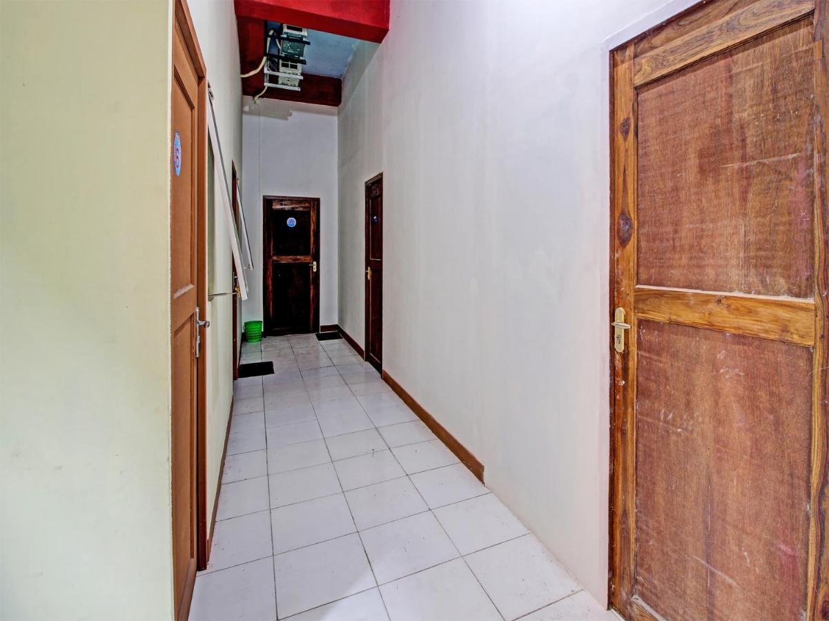 Capital O 91690 Moza Guest House Klaten Dış mekan fotoğraf