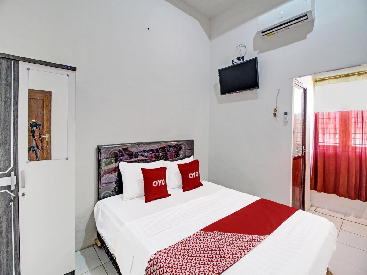 Capital O 91690 Moza Guest House Klaten Dış mekan fotoğraf