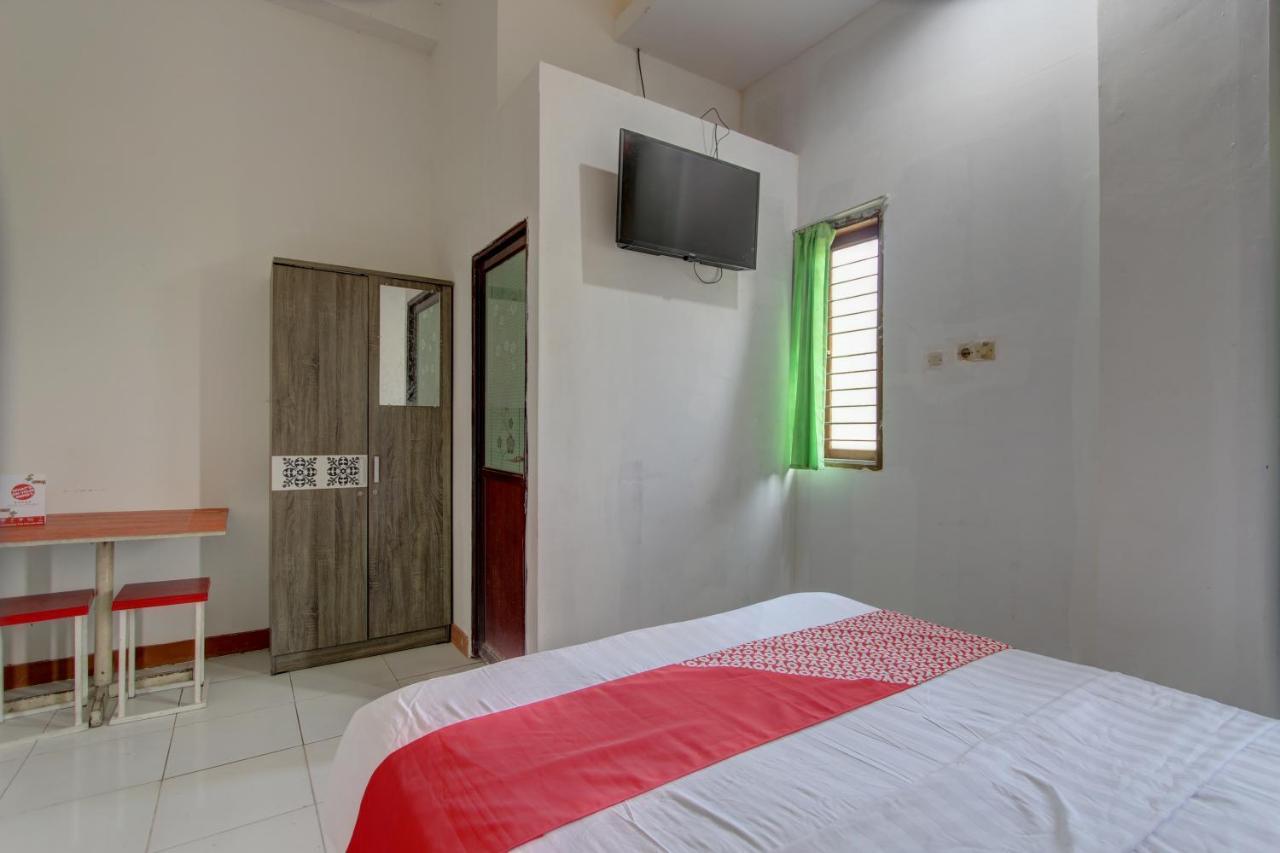 Capital O 91690 Moza Guest House Klaten Dış mekan fotoğraf