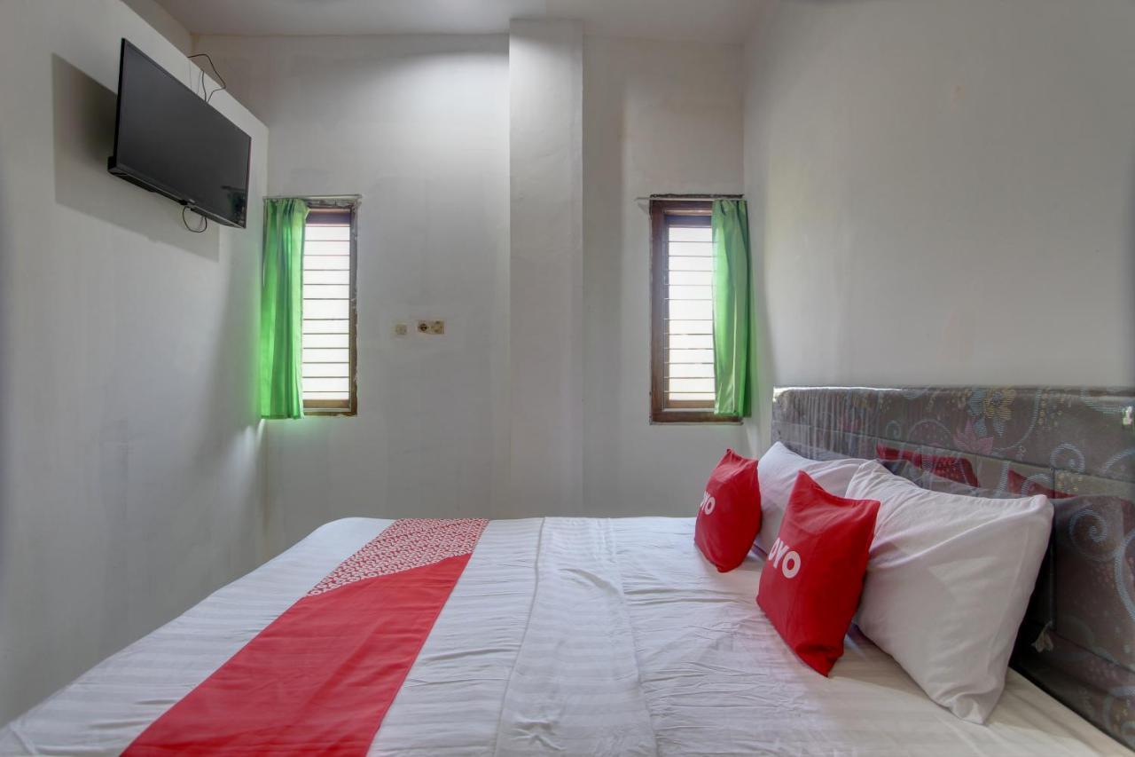 Capital O 91690 Moza Guest House Klaten Dış mekan fotoğraf