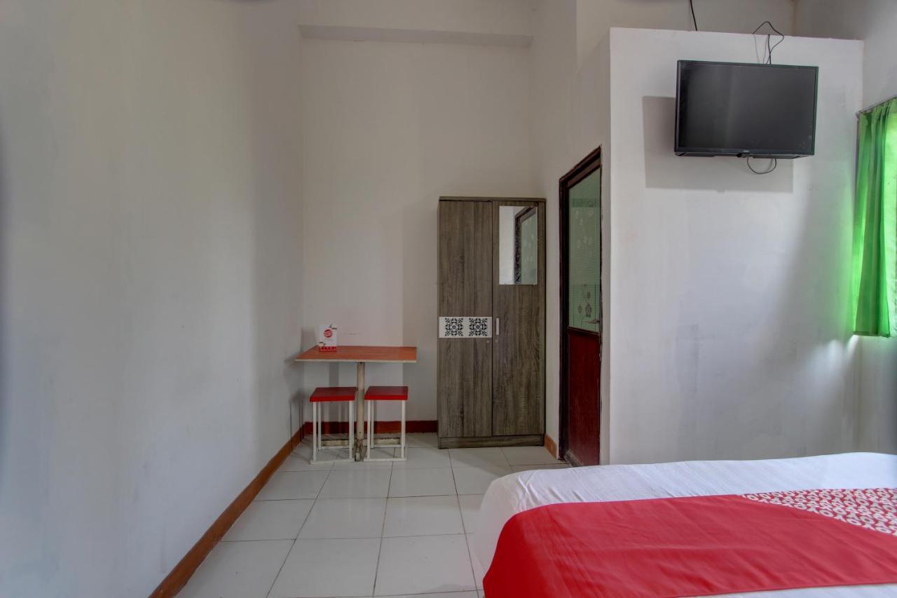 Capital O 91690 Moza Guest House Klaten Dış mekan fotoğraf